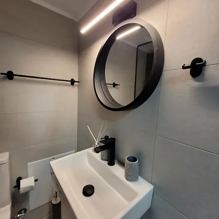 Friday's House Apartment