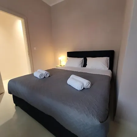 Friday's House Χανιά